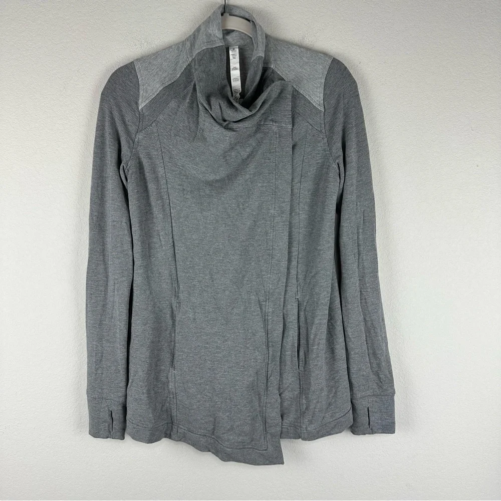 Lululemon Heathered Mod Medium Gray Athleisure Coast Wrap Size 6